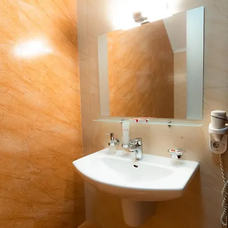 Nordian Next To Lift *